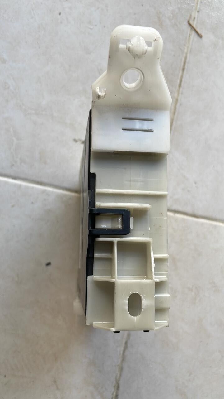 Toyota C-HR 2019 Multiplex Body Control Comfort Module Unit ECU MPX 89221F4130