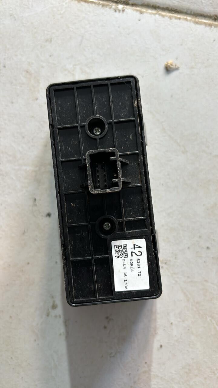 Mazda 3 2014 2019 OEM I stop blocker skid button