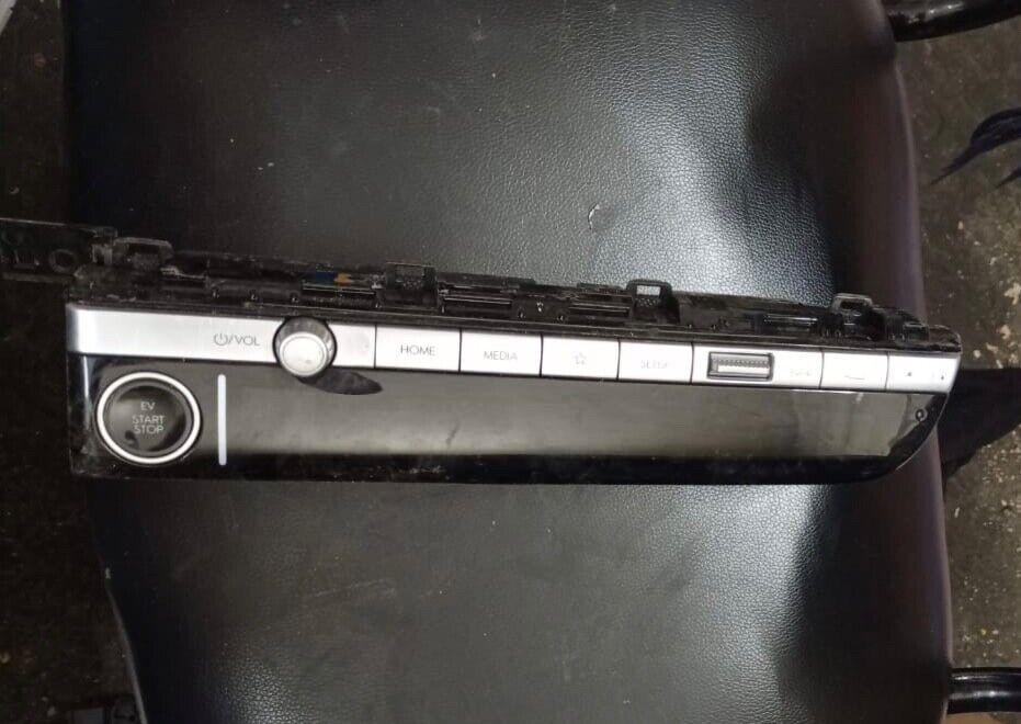 HYUNDAI IONIQ 5 NE EV 2022 A/C Heater Control Unit Start button LHD 96540-GI320