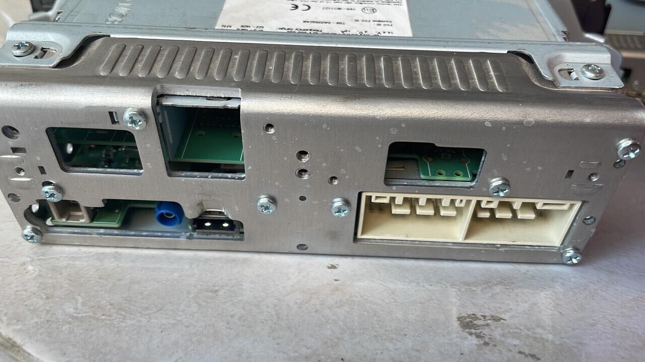 Hyundai Ioniq 2021 2022 OEM Radio Head unit touch screen GPS