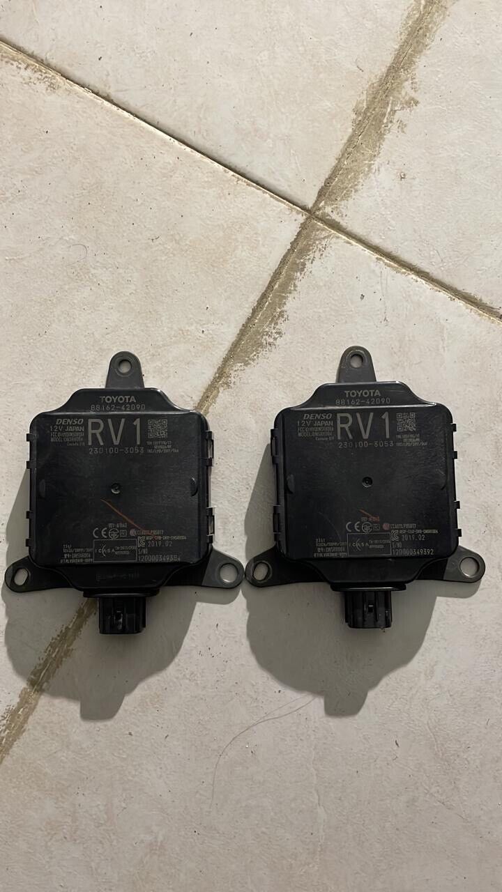 Toyota Rav4 2021 2022 OEM Rear Radar Blind spot sensor Set 8816242090