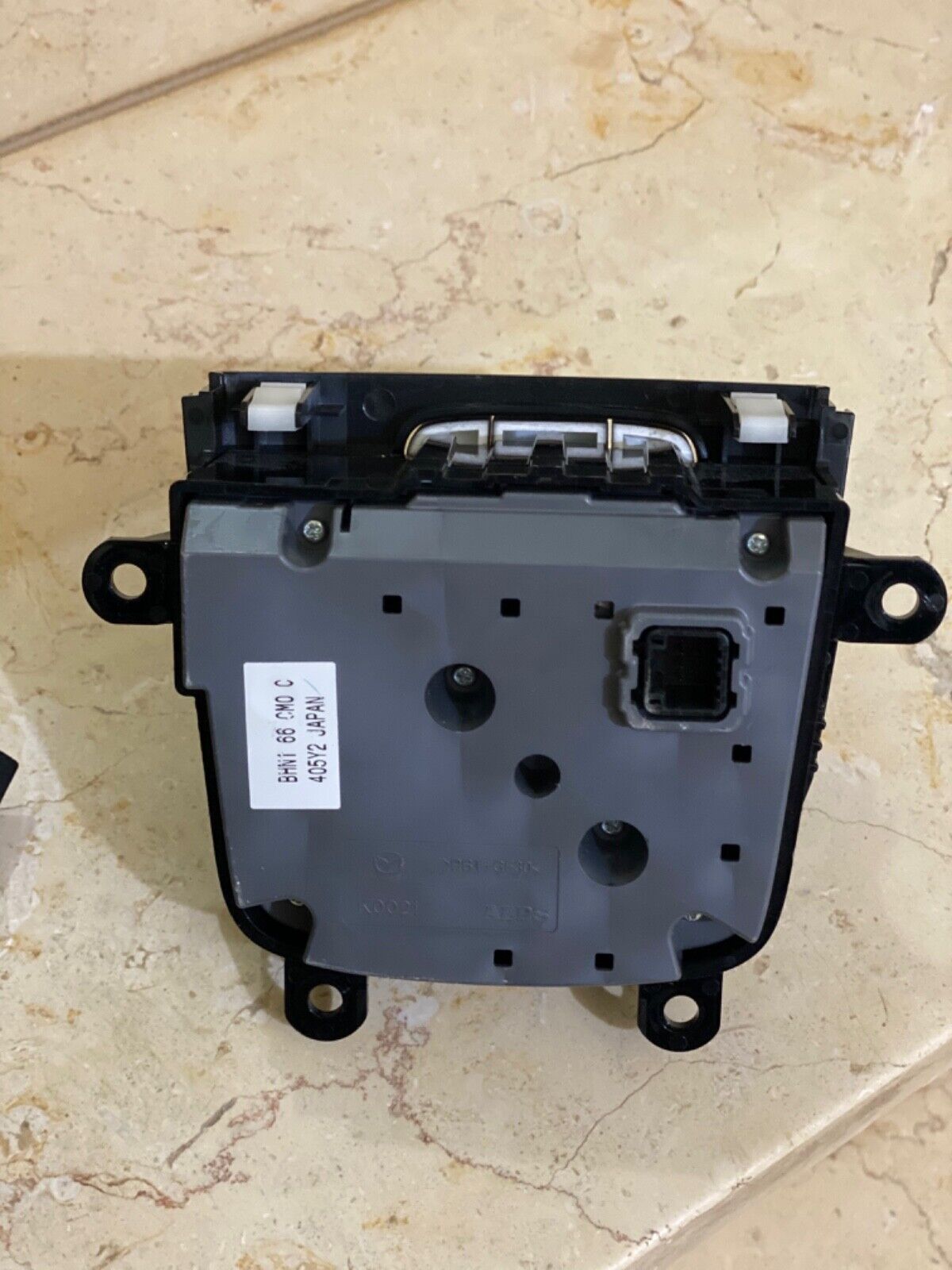 MAZDA 3 2014-2018 original GPS NAVIGATION DISPLAY Informations & center console