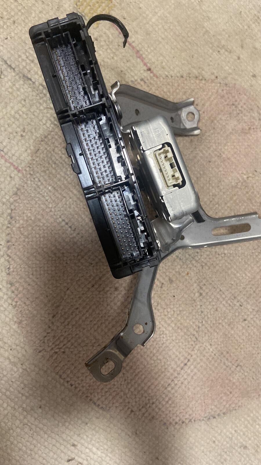 Toyota RAV4 2020 2022 Hybrid vehicle control module engine 8998142250