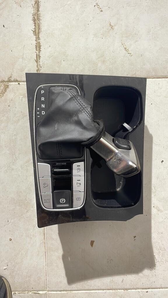 Hyundai Tucson 2022 2023 OEM shifter panel 93300N7190 LS5