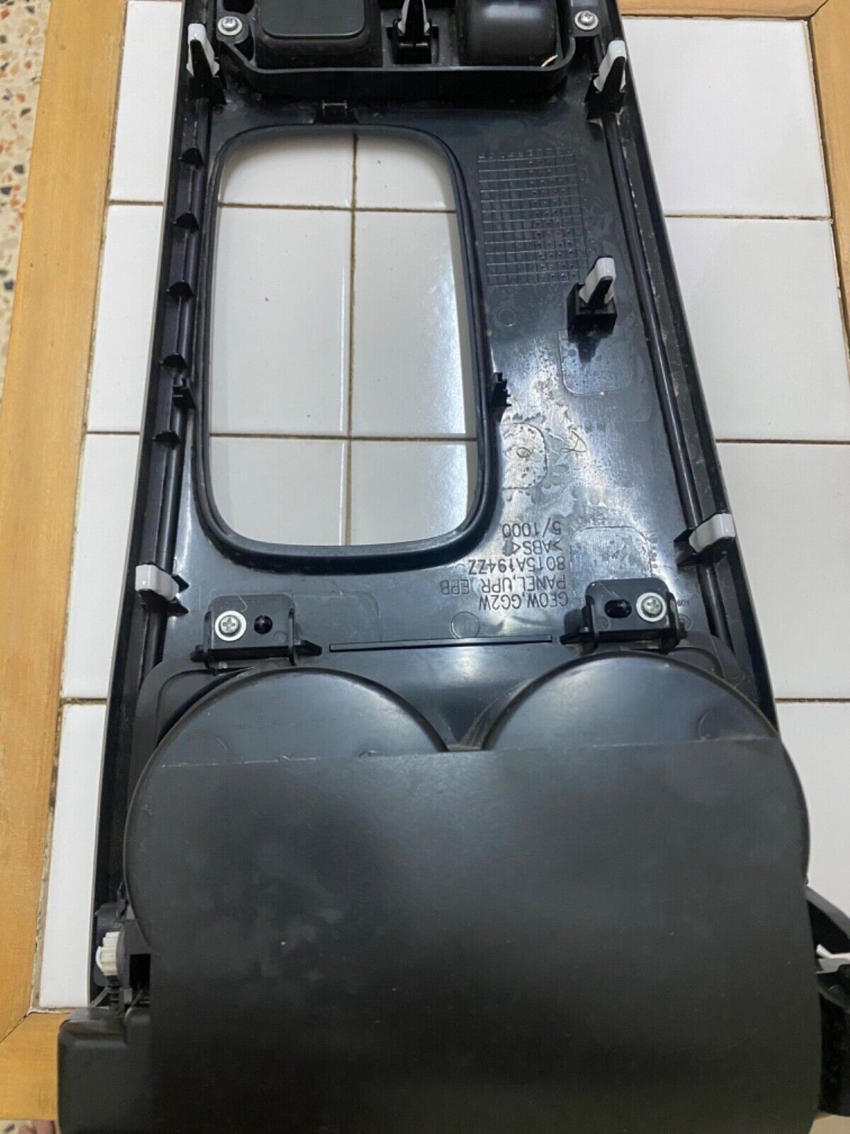 Mitsubishi outlander 2017 2020 Parking button auto hold cup holders Tray panel