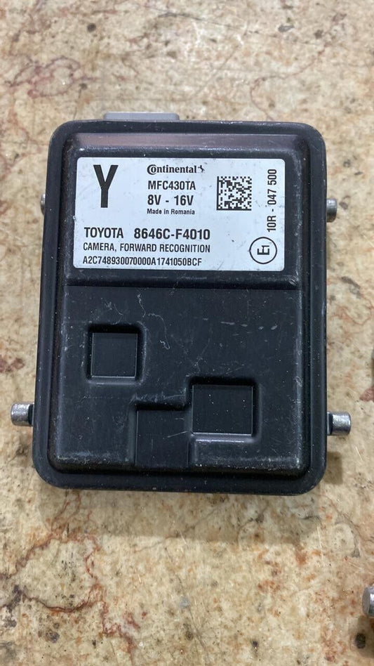 Toyota Camry CHR 2017 2020 Windshield Front Lane Departure Camera 8646C-F4010 Y