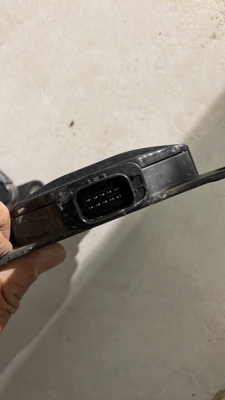 Toyota Rav4 2021 2022 OEM Rear Radar Blind spot sensor Set 8816242091