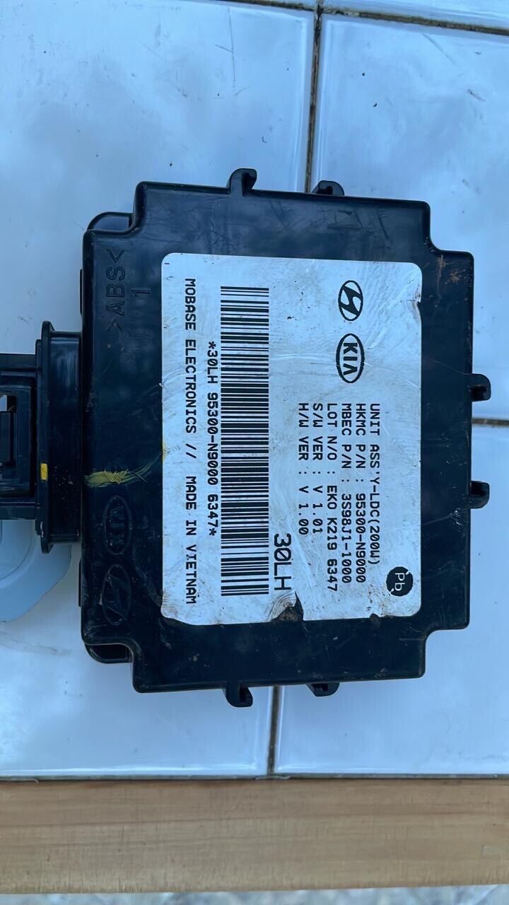 Hyundai Tucson 2021 2023 OEM LDC 200 W control assembly 95300N9000