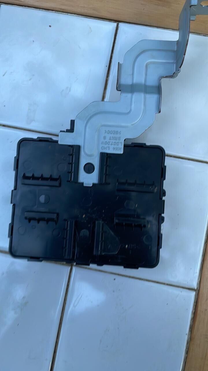 Hyundai Tucson 2021 2023 OEM LDC 200 W control assembly 95300N9000