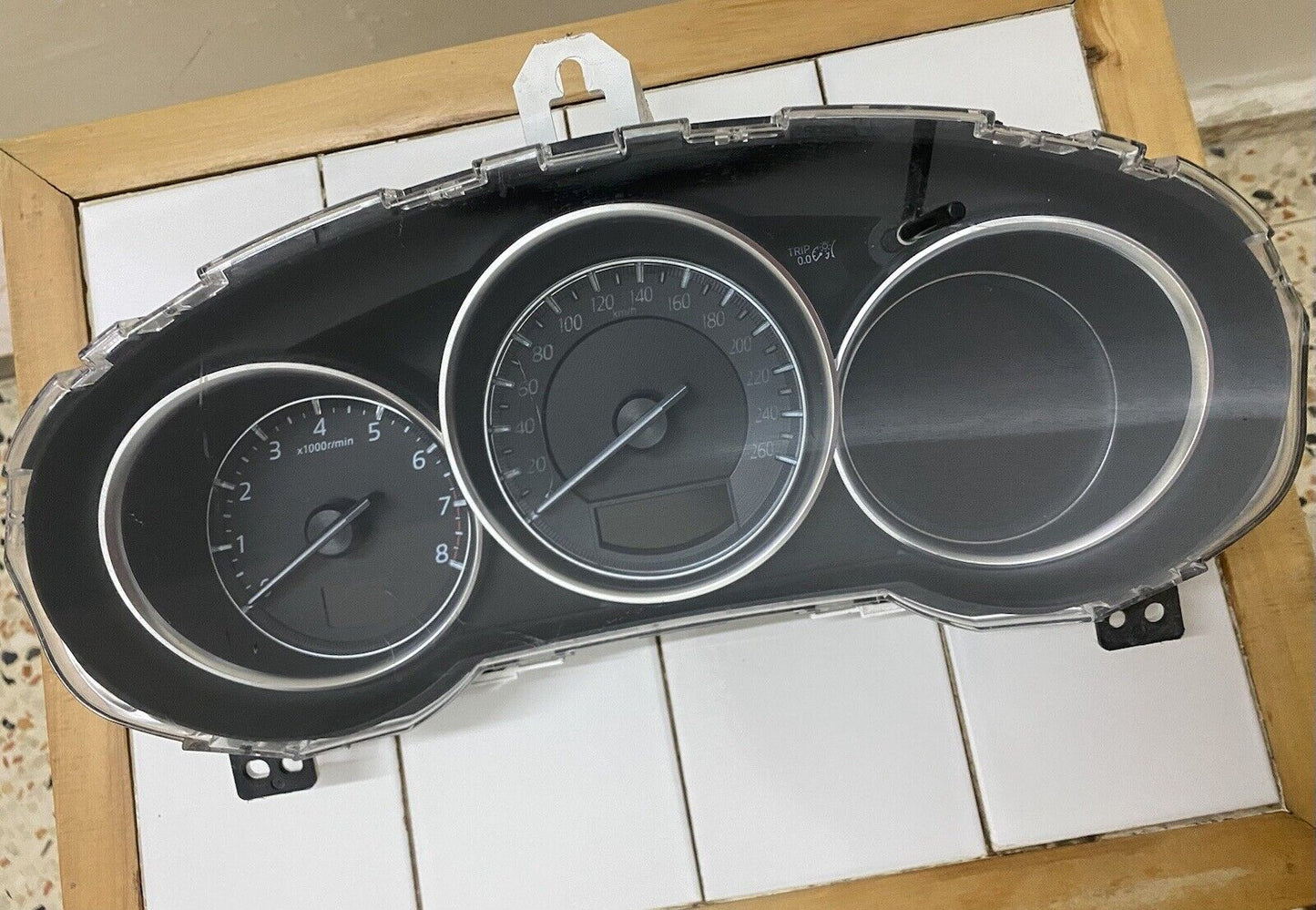 Mazda 6 2017 2019 instrument speedometer Kilometers G46L55430 C9KA6J C