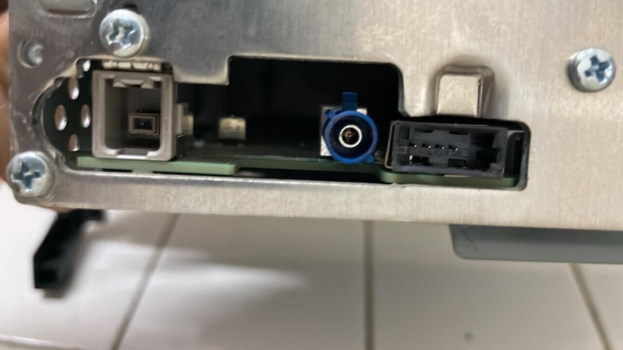 Hyundai Ioniq 2021 2022 OEM Radio Head unit touch screen GPS