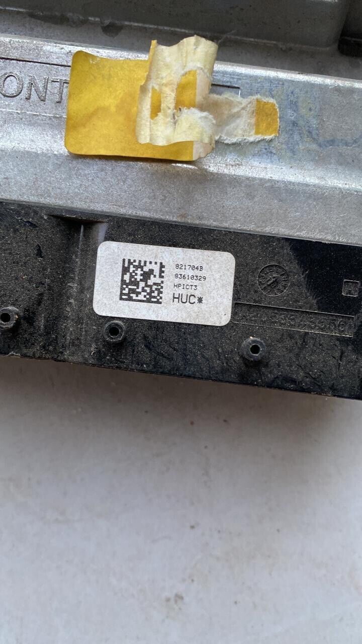 Hyundai Tucson ECU engine control unit 391982EKB0