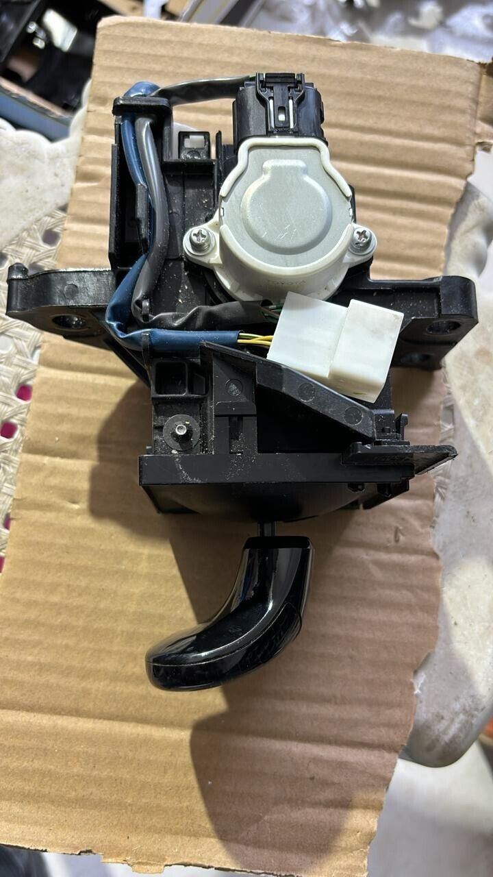Toyota auris 2015 2020 OEM gear shifter panel PA66GF33
