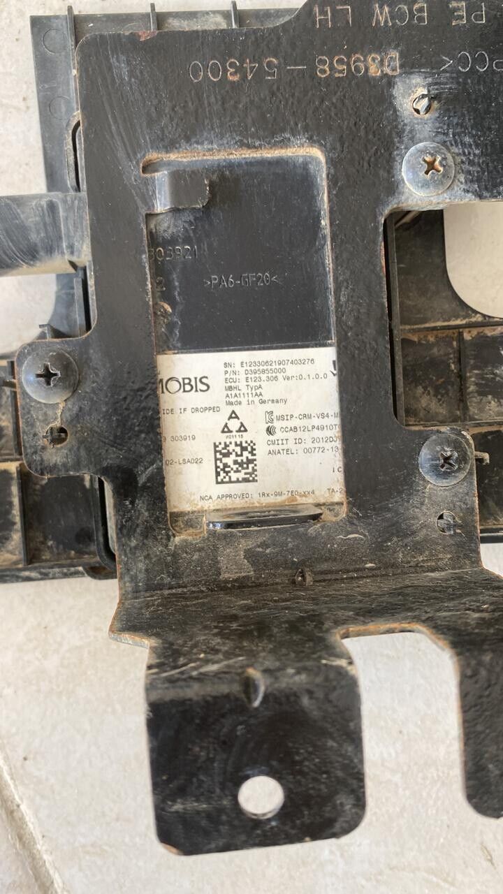 Hyundai Tucson 2015 2019 OEM rear radar sensor Bracket 95820D7500 95810D7500