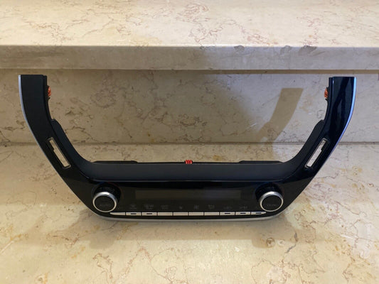 toyota corolla 1.8 16v hybrid Air conditioning control panel 5590002F30