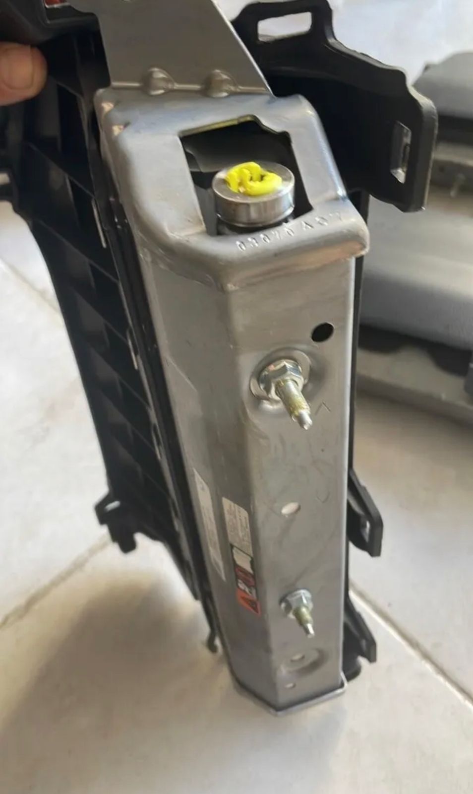 Toyota Rav4 2018 2022 OEM airbag Knee leg SRS