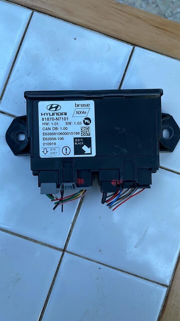 Hyundai Tucson 2021 2023 OEM Tailgate Lift Control Back door module 81870N7101