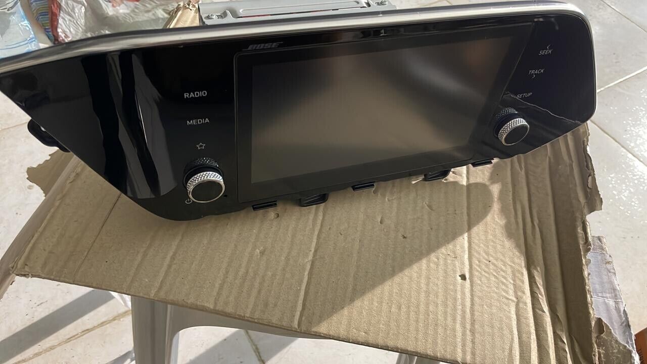 Hyundai Sonata 2020 2022 OEM Radio head unit Bose touch screen nav 96160L5450SSW