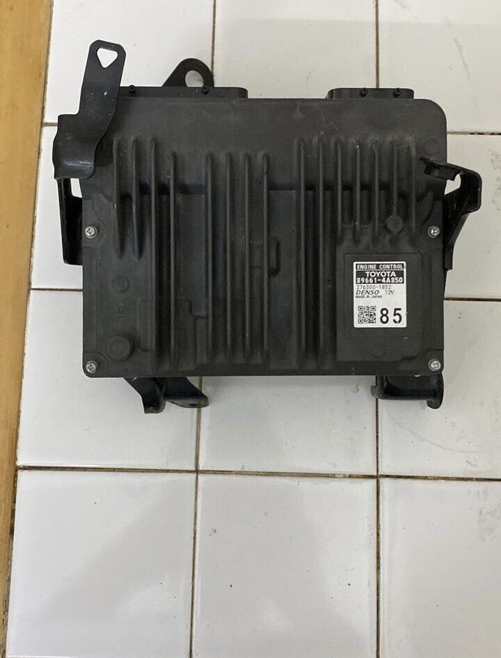 Toyota RAV4 hybrid 2020 2021 2022 ECU engine module control unit 896614A850