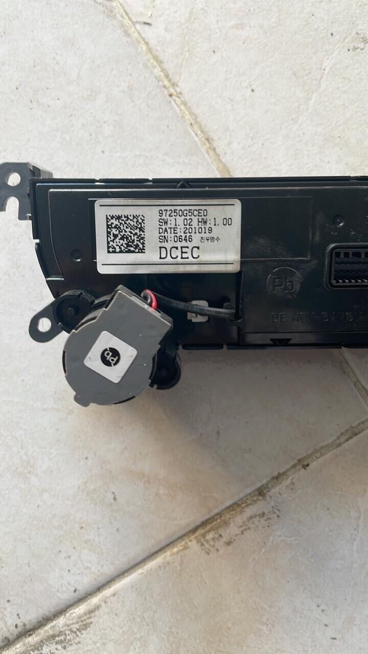 KIA Niro 2019 2020 AC Heating climate control unit 97250G5CE0 DCEC