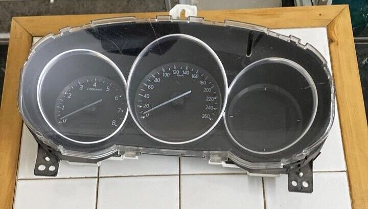 Mazda 6 2018 2020 insturment cluster speedometer KM grt655430 SZKC0HB