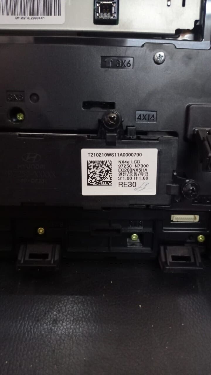 Hyundai Tucson 2021 2023 OEM Head unit Radio Touch Screen 97250N-7300 RE30