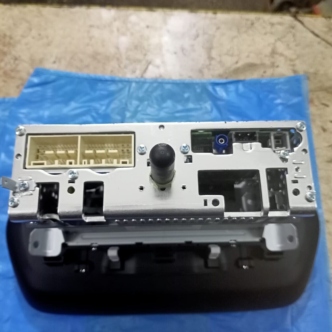 HYUNDAI TUCSON 2018 2020 Original Radio ADB11D3EE