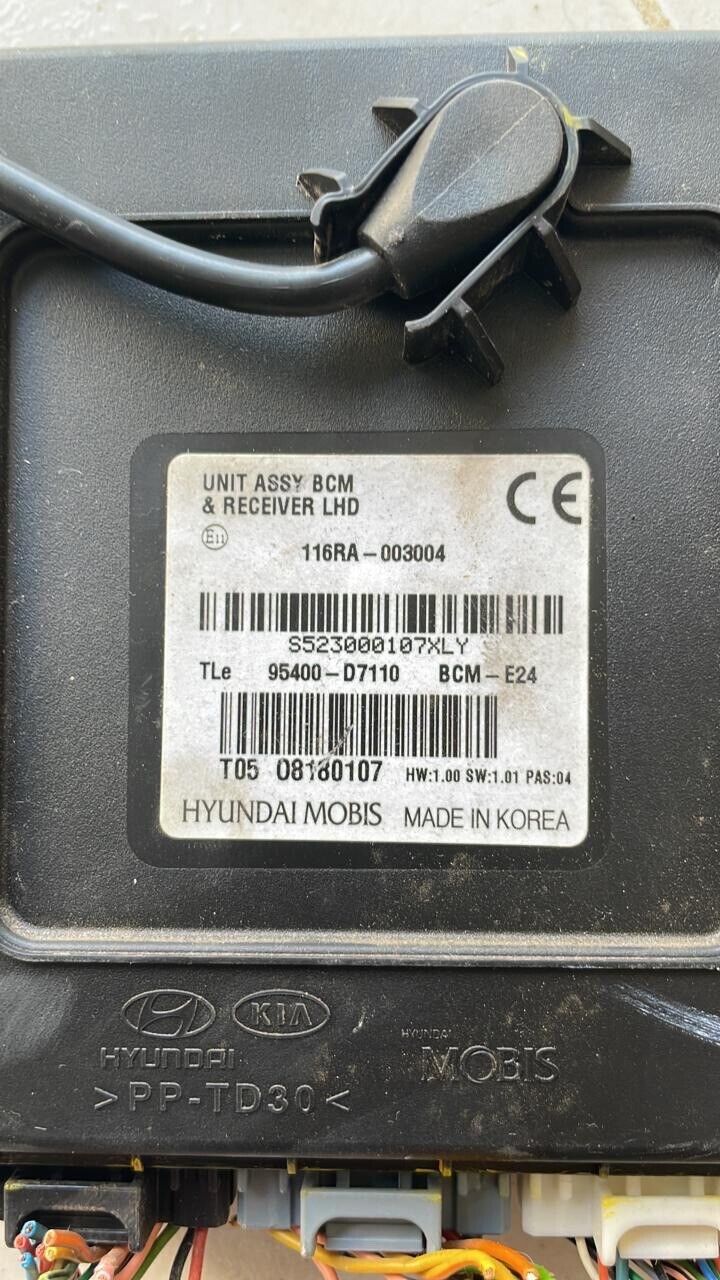 Hyundai tuscan 2018 2020 BCM body control unit 95400D7110