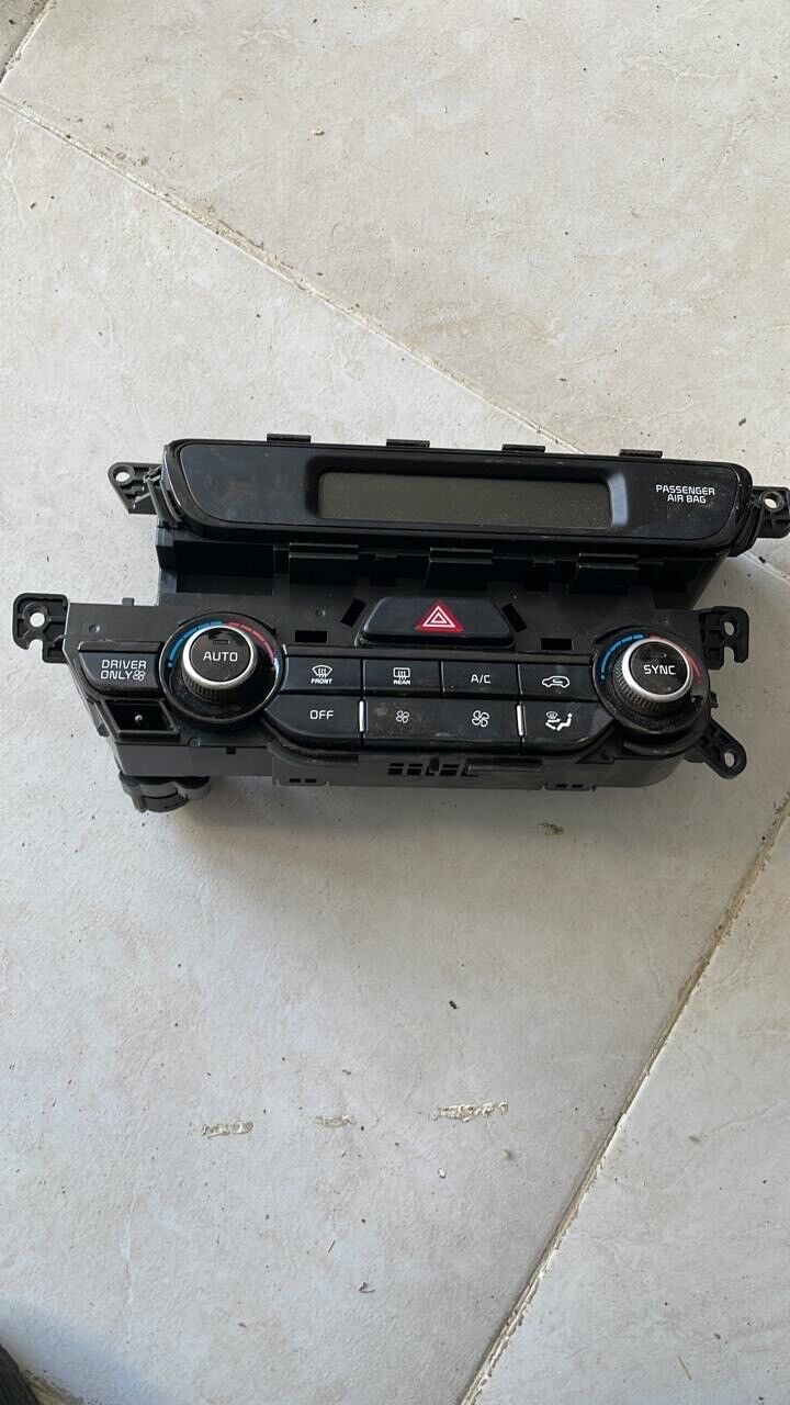 kia Niro 2020 AC heating control 97250G5540 D54C