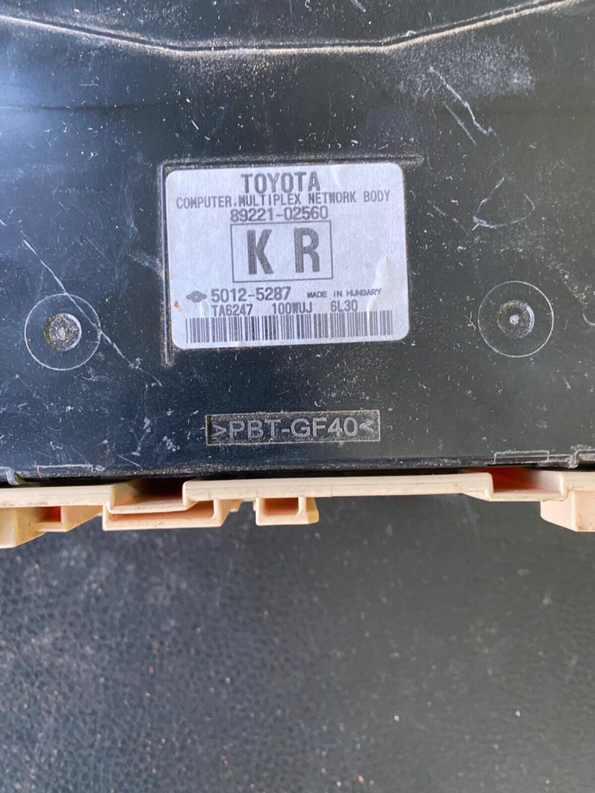 TOYOTA COROLLA HYBRID 13-18 MPX BODY CONTROL MODULE ECU 8922102560