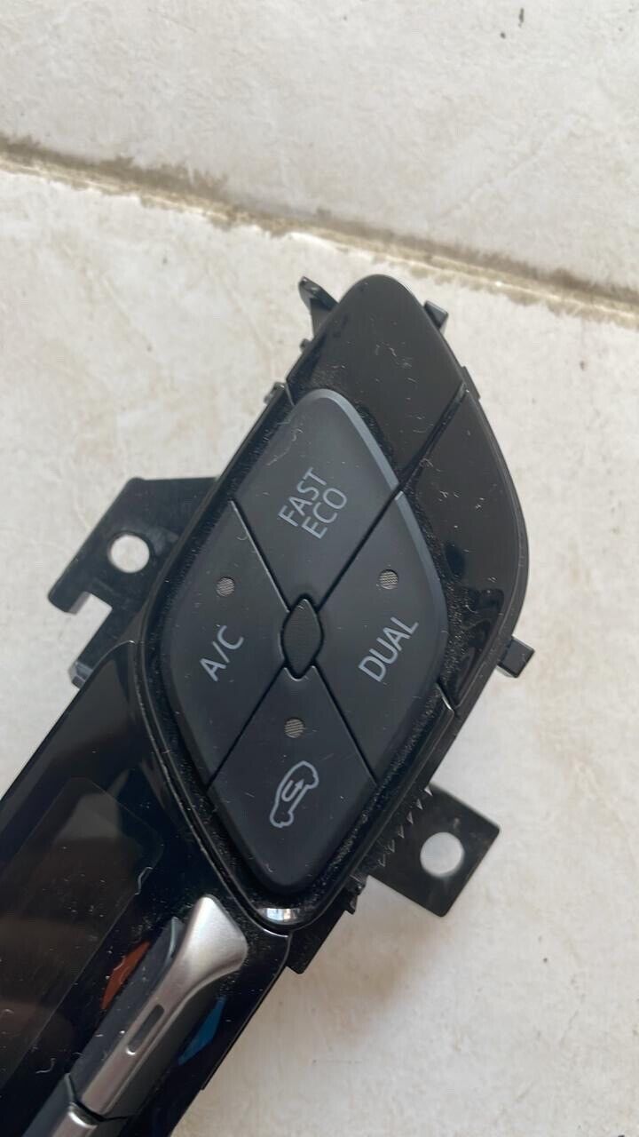 toyota CHR 2018 2021 AC heating control 55900F4031 F4410