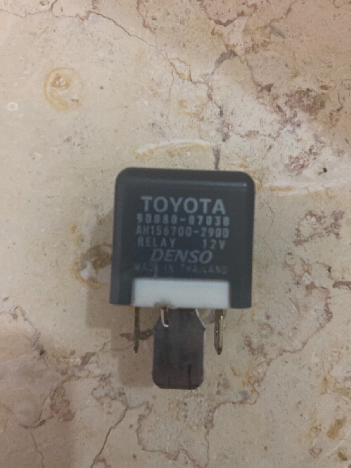 TOYOTA DENSO 12V 4 PIN RELAY 9008087030  AH1567002900 and more “ all are package