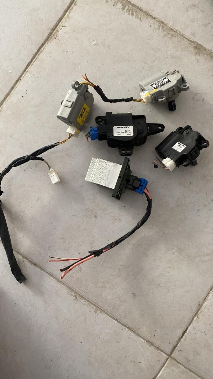 Hyundai Tucson 2017 2019 OEM AC A/C AIR CONDITIONER HEATER ACTUATOR MOTORS SET