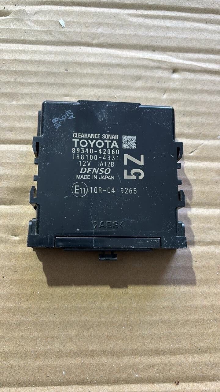 Toyota RAV4 2019 2022 OEM parking sensor control 8934042060