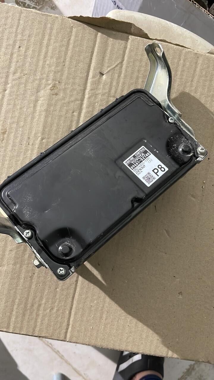 Toyota CHR 2018 2021 OEM ECU engine control unit 896610ZT40 P8