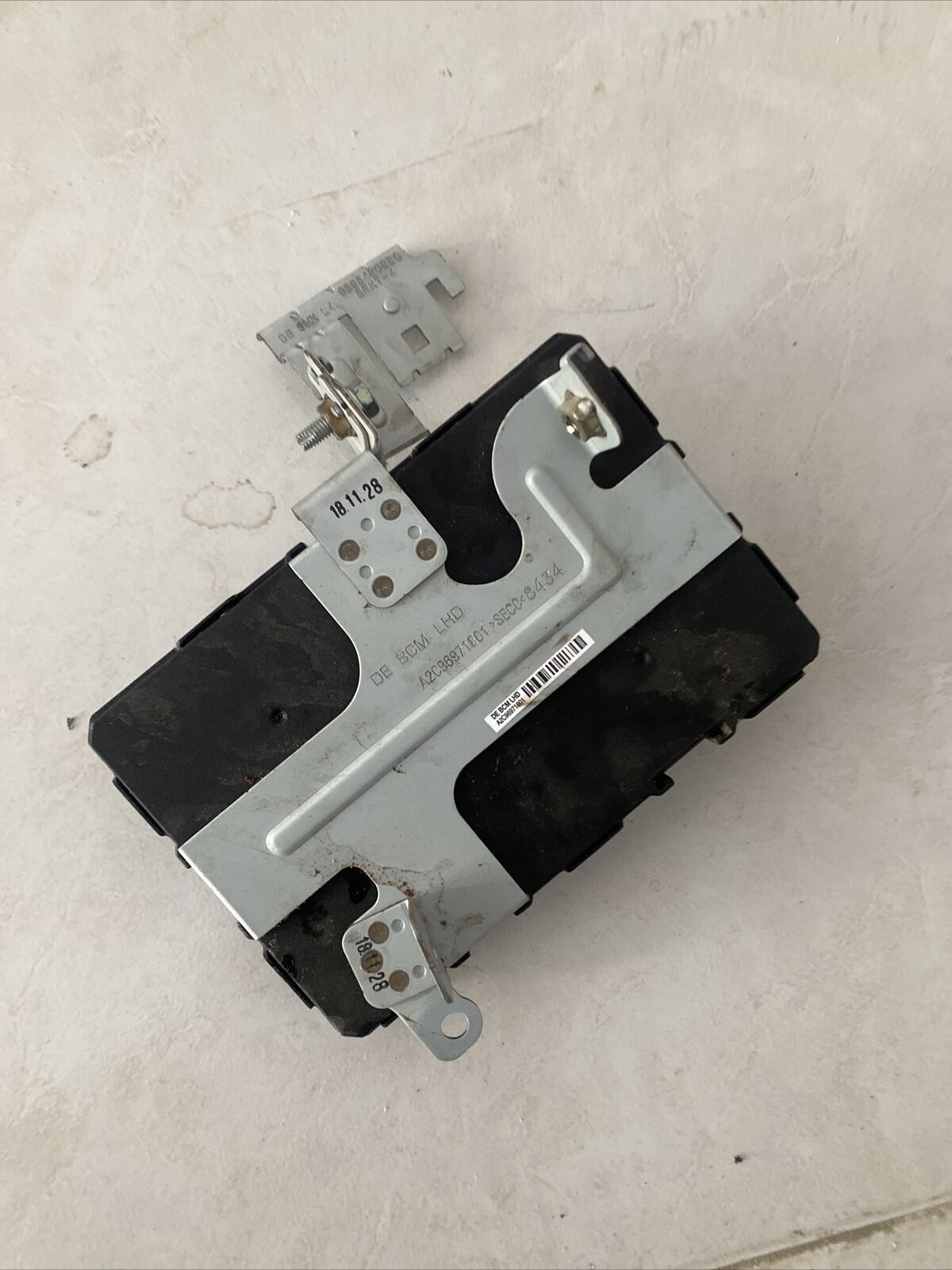 Kia Niro OEM BCM body control unit 95400G5550