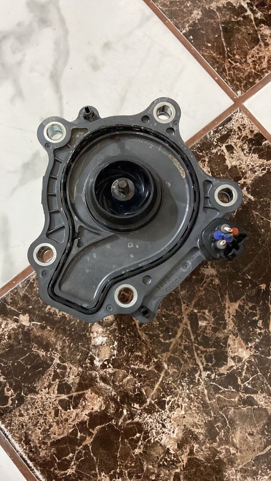 Toyota RAV4 Corolla 2019 2020 water pump AISIN 11