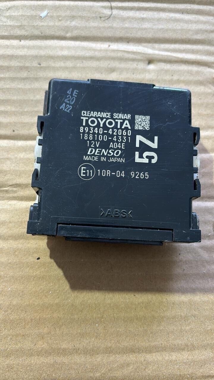 Toyota RAV4 2019 2022 OEM parking sensor control 8934042060