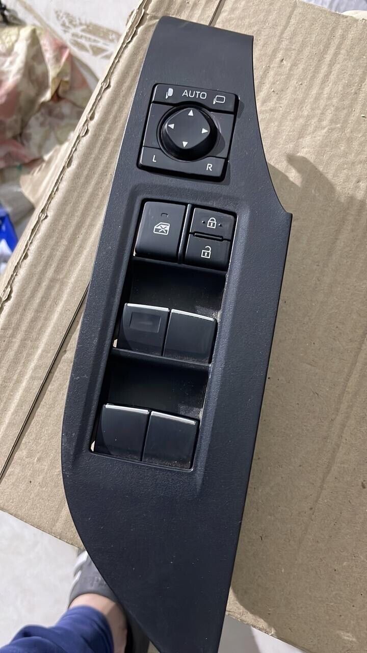 Toyota Rav4 2018 2022 OEM center window switch control 8404042030