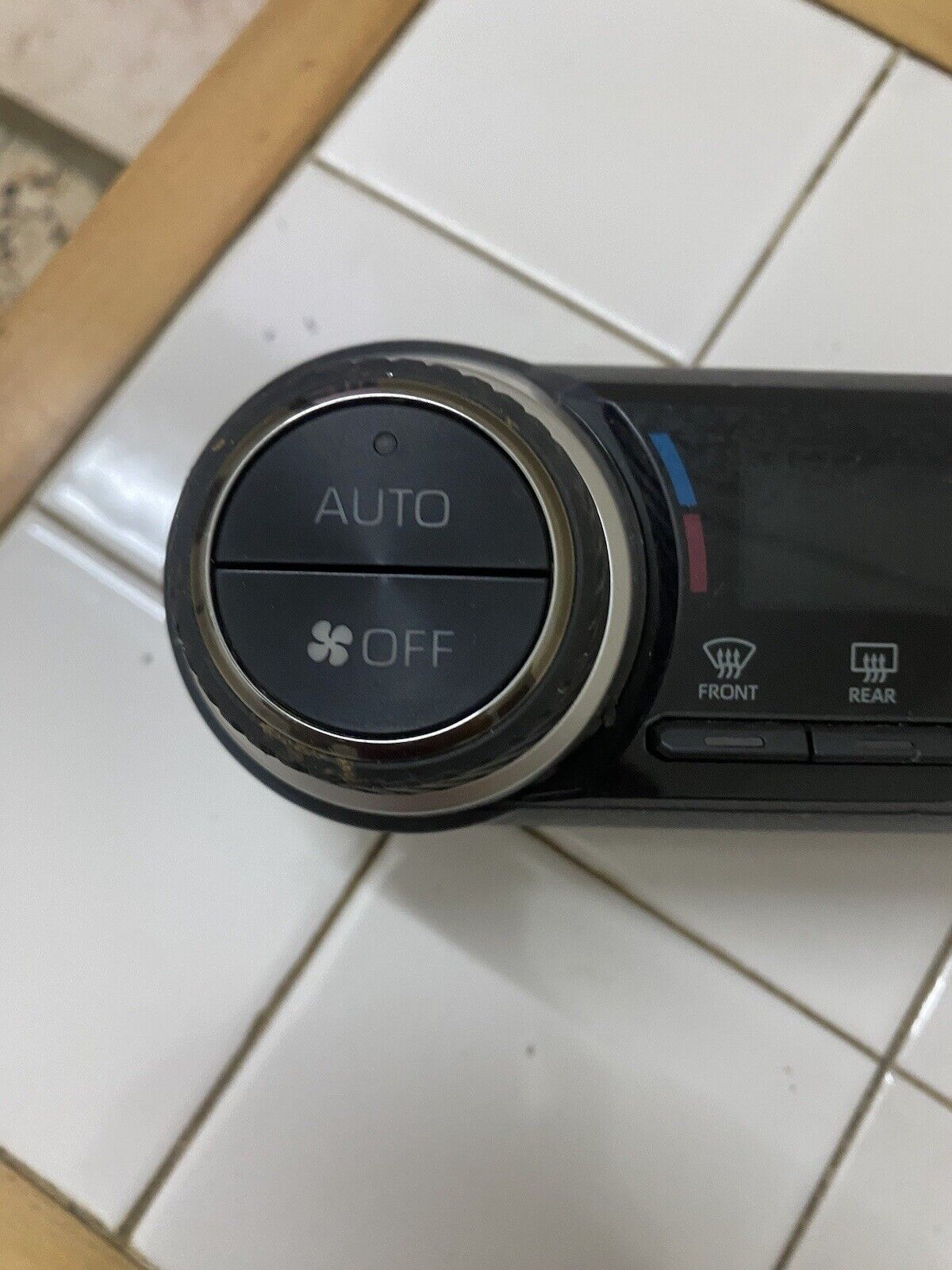 toyota Rav4 2018 2021 heater AC Heating switch control 75K607 ABS