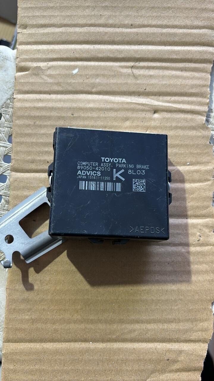 Toyota RAV4 2018 2023 OEM Barking Brake Control 8905042010 K