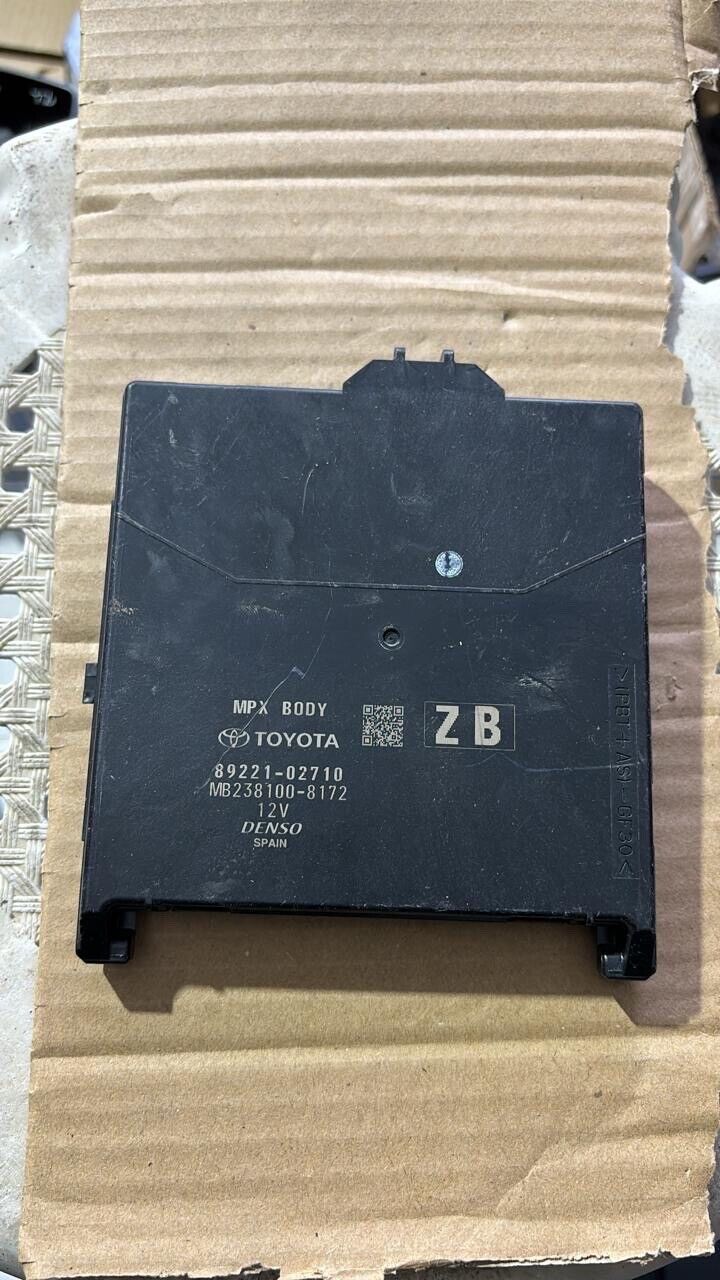 Toyota Corolla 2019 2022 OEM Smart key control unit 8922102710 ZB