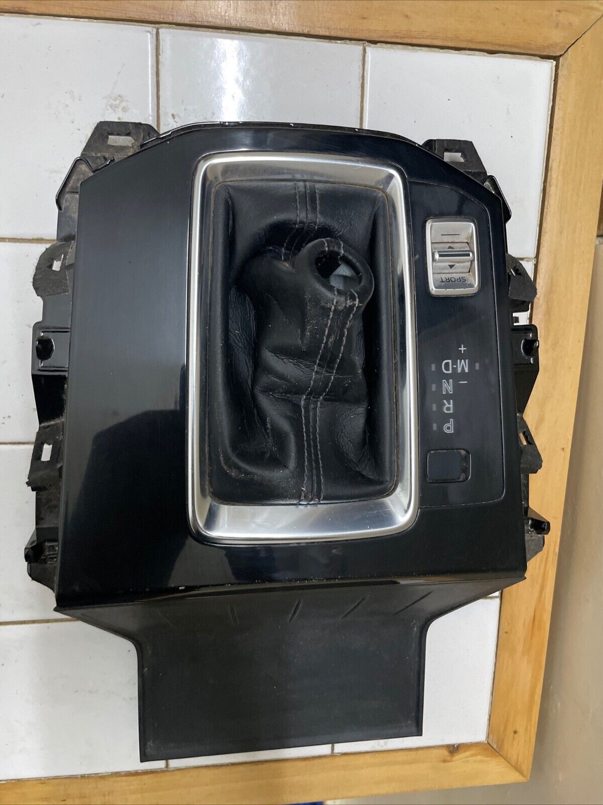 Mazda CX5 2019 2020 OEM shifter panel unit