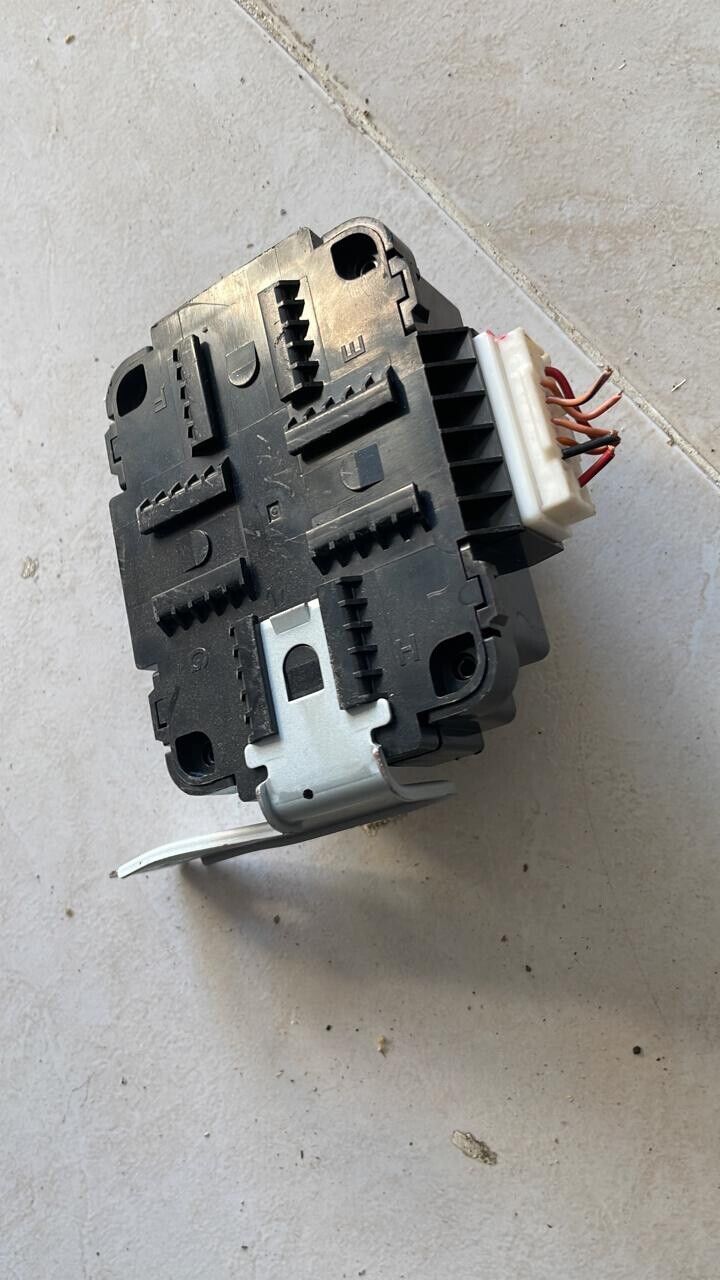 Kia stonic 2020 2022 OEM LDC control unit 95300H8000