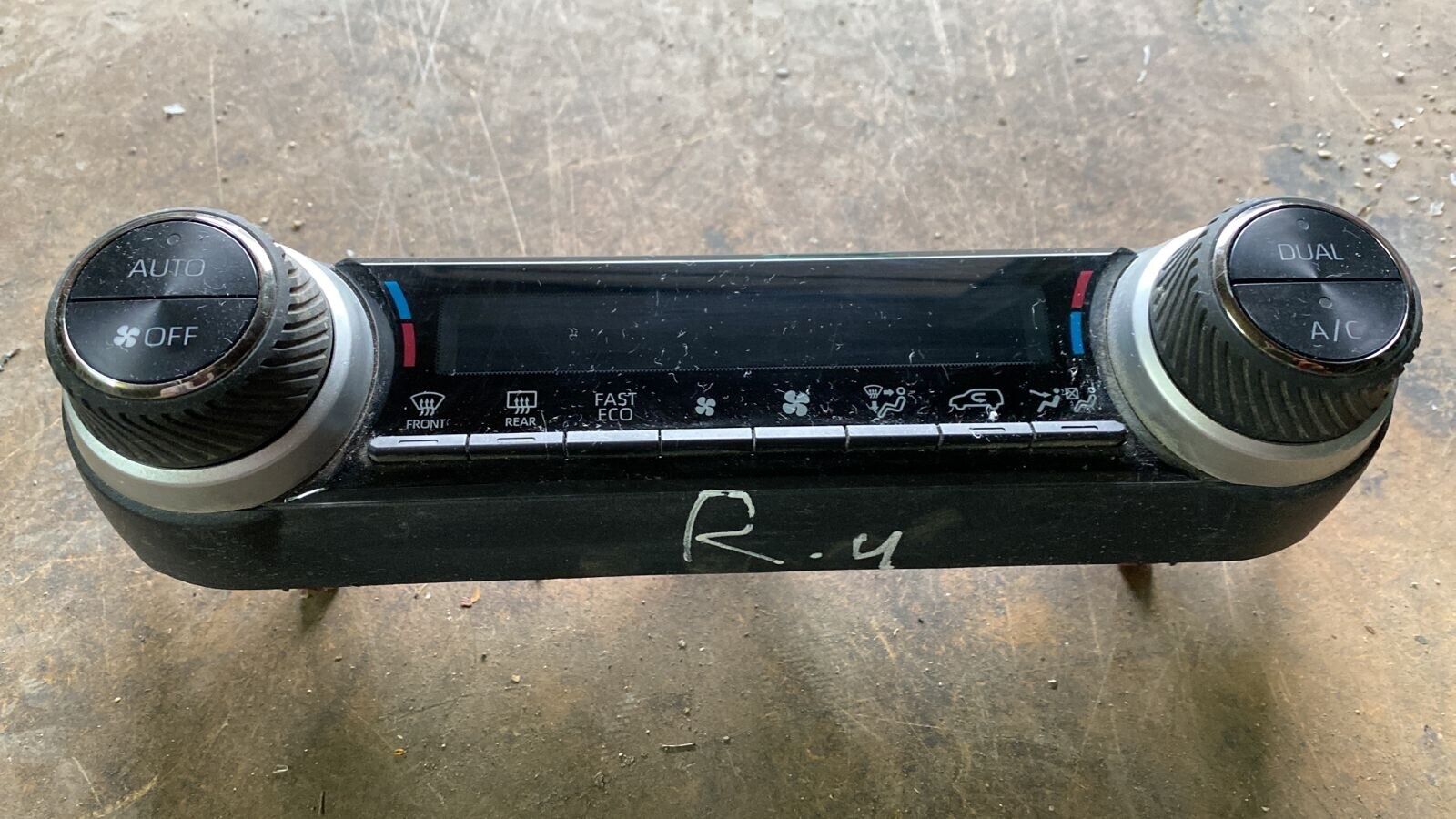 toyota Rav4 AC heating control 75K607