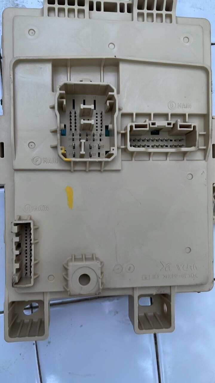 Hyundai Tucson 2021 2023 fuse box left hand drive 91950N7220 N22