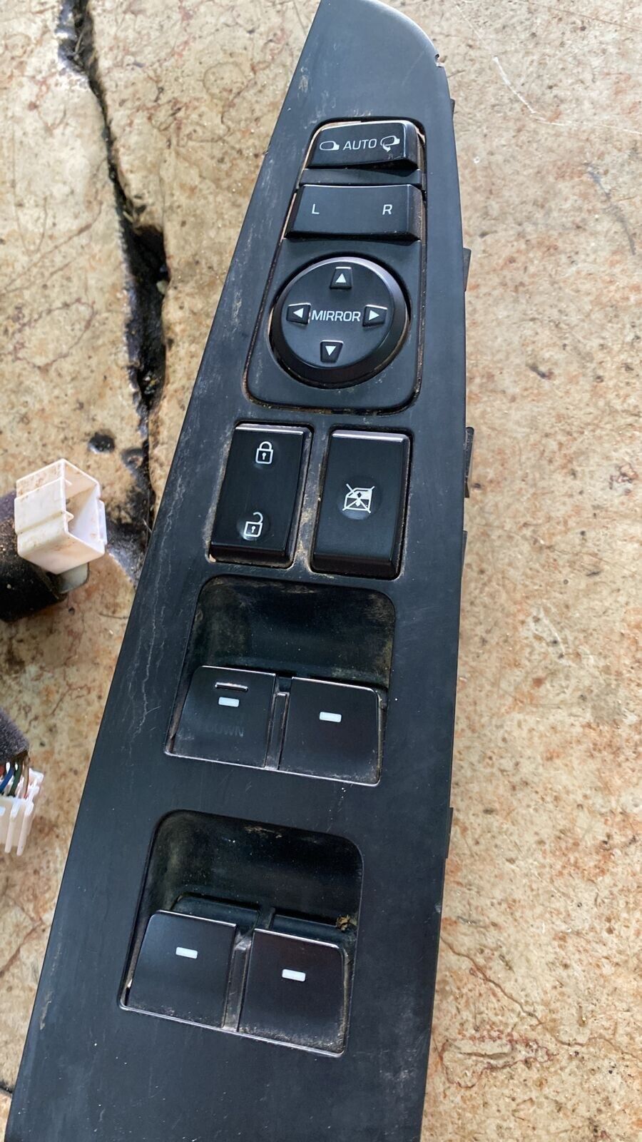 hyundai tucson 2016 2019 window switch control 93573d3000