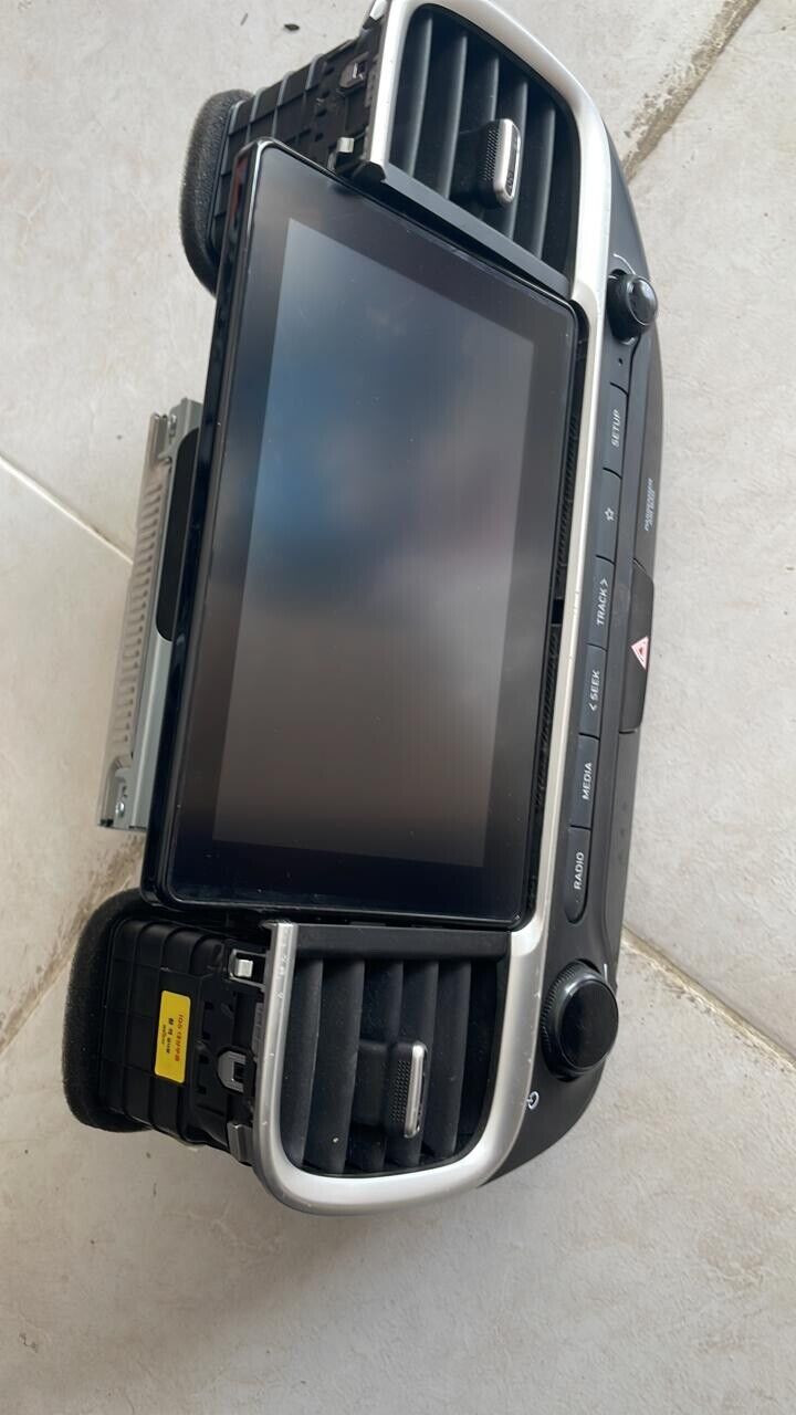 Hyundai Venue 2020 2022 OEM Radio head unit GPS touch screen