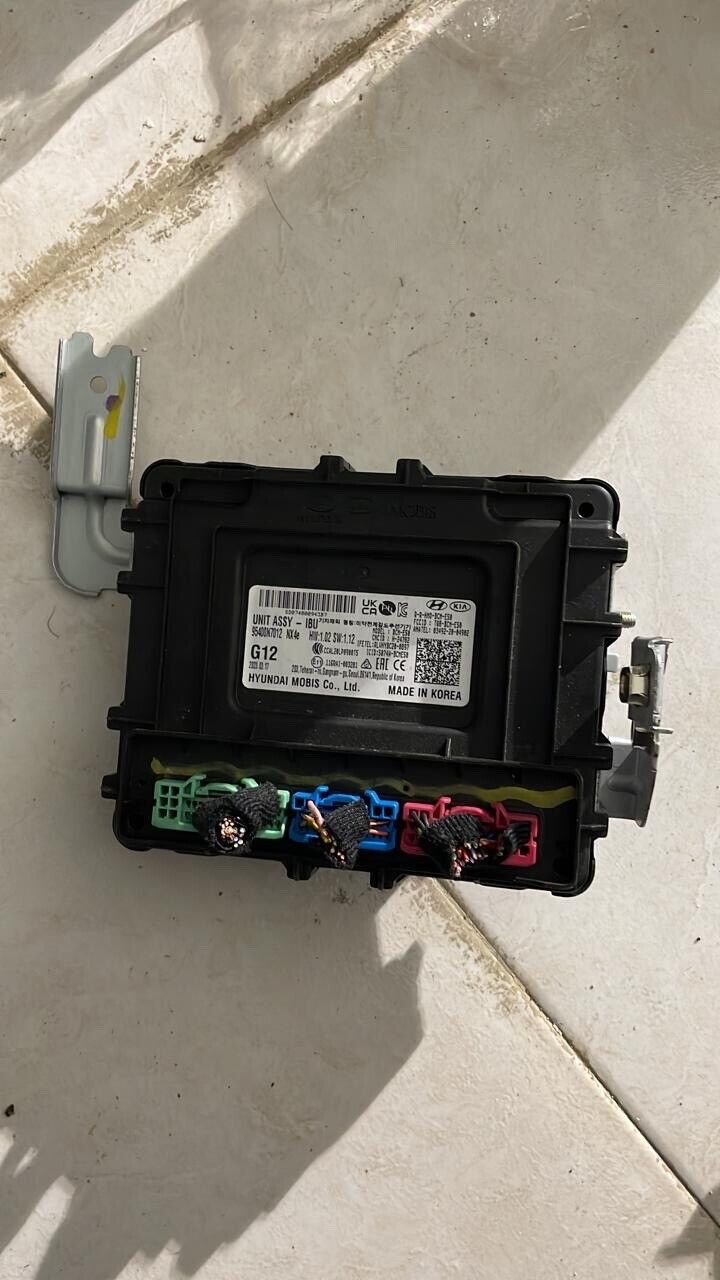 Hyundai Tucson 2021 2023 OEM BCM body control unit 95400N7012 G12