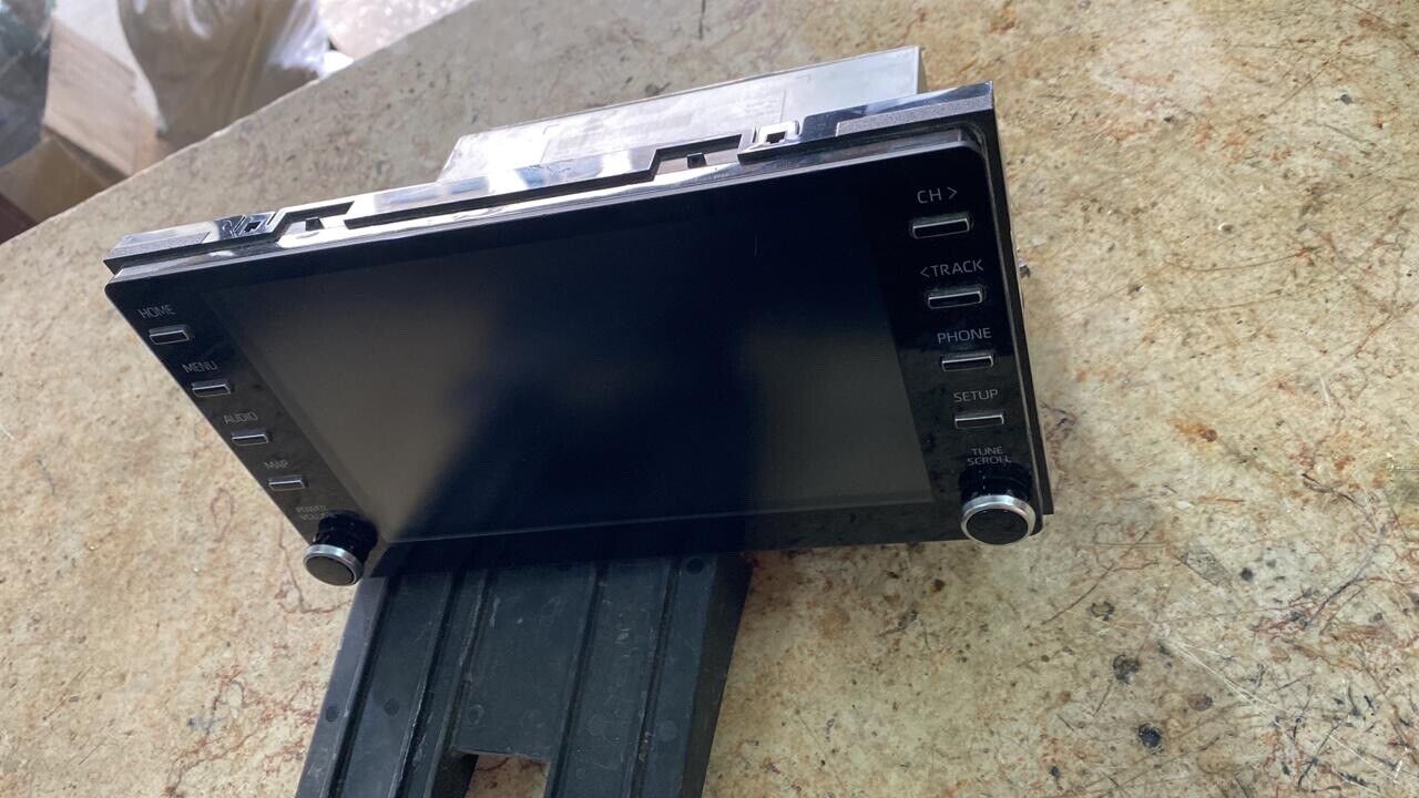 Toyota CHR Corolla 2020 2022 Radio head unit Navigation Display 8614002820